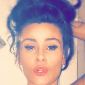 Meet your Posher, Genevieve